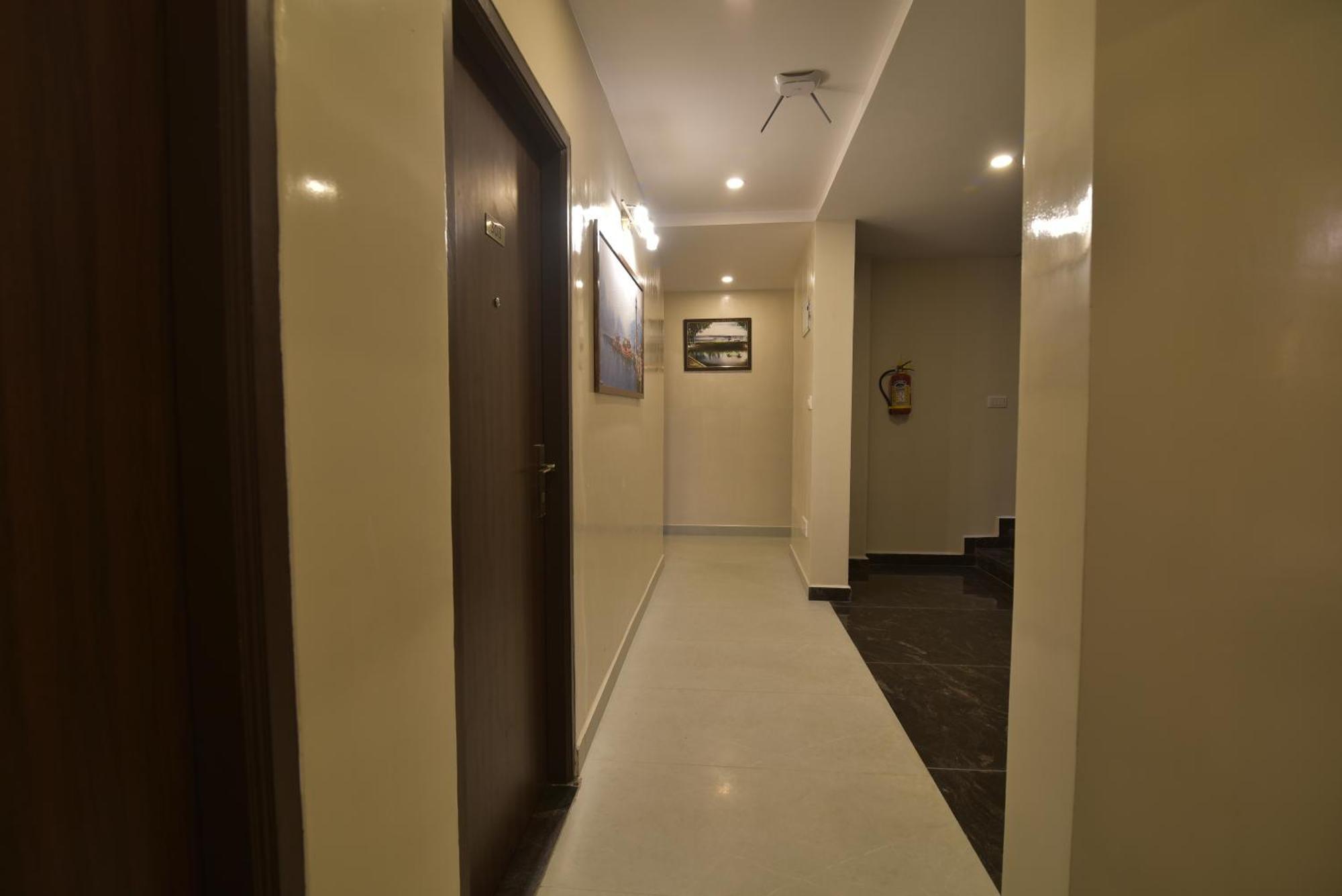 Address 24 Inn Μπανγκαλόρ Εξωτερικό φωτογραφία